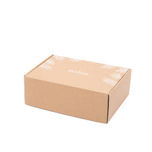 Load image into Gallery viewer, Sarita Block Heeled Strappy Sandals in black