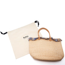 Load image into Gallery viewer, Astrid Raffia Braided Boucle Beach Bag
